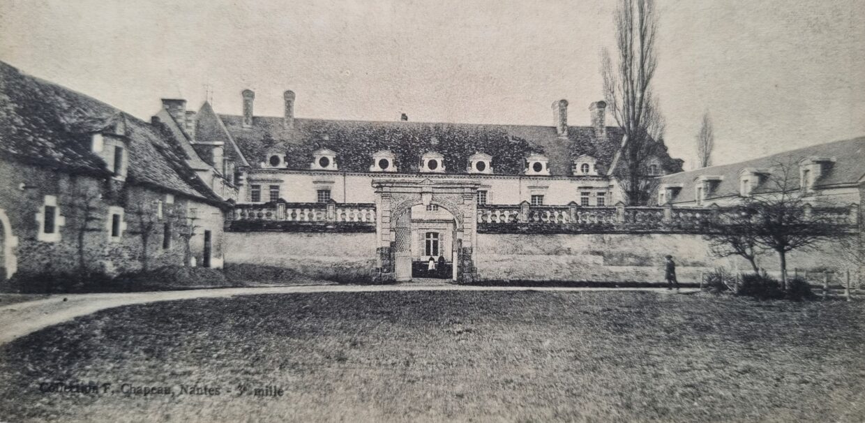 V2 C’est l’Histoire de – Château de l’Épinay 20231012_163133